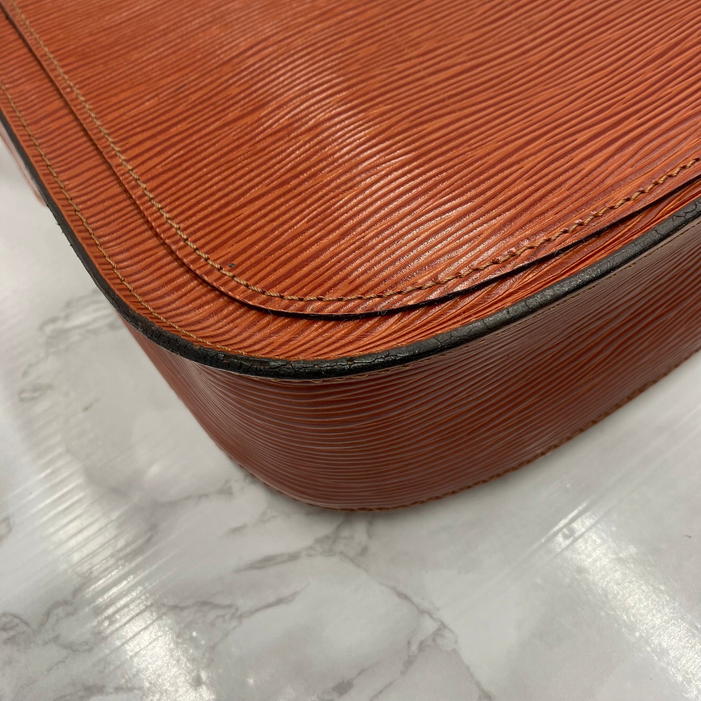 Louis Vuitton Epi Sun Crew