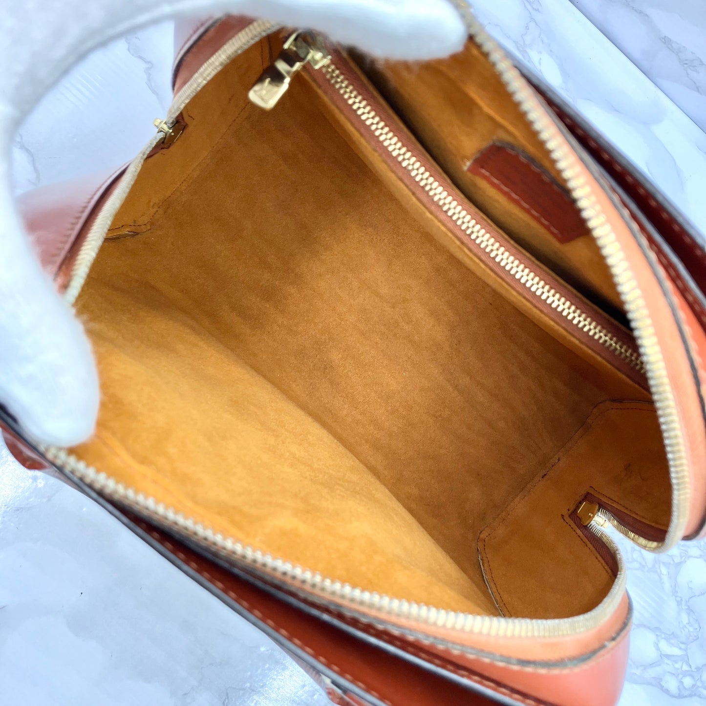 LOUIS VUITTON Epi Pont Neuf