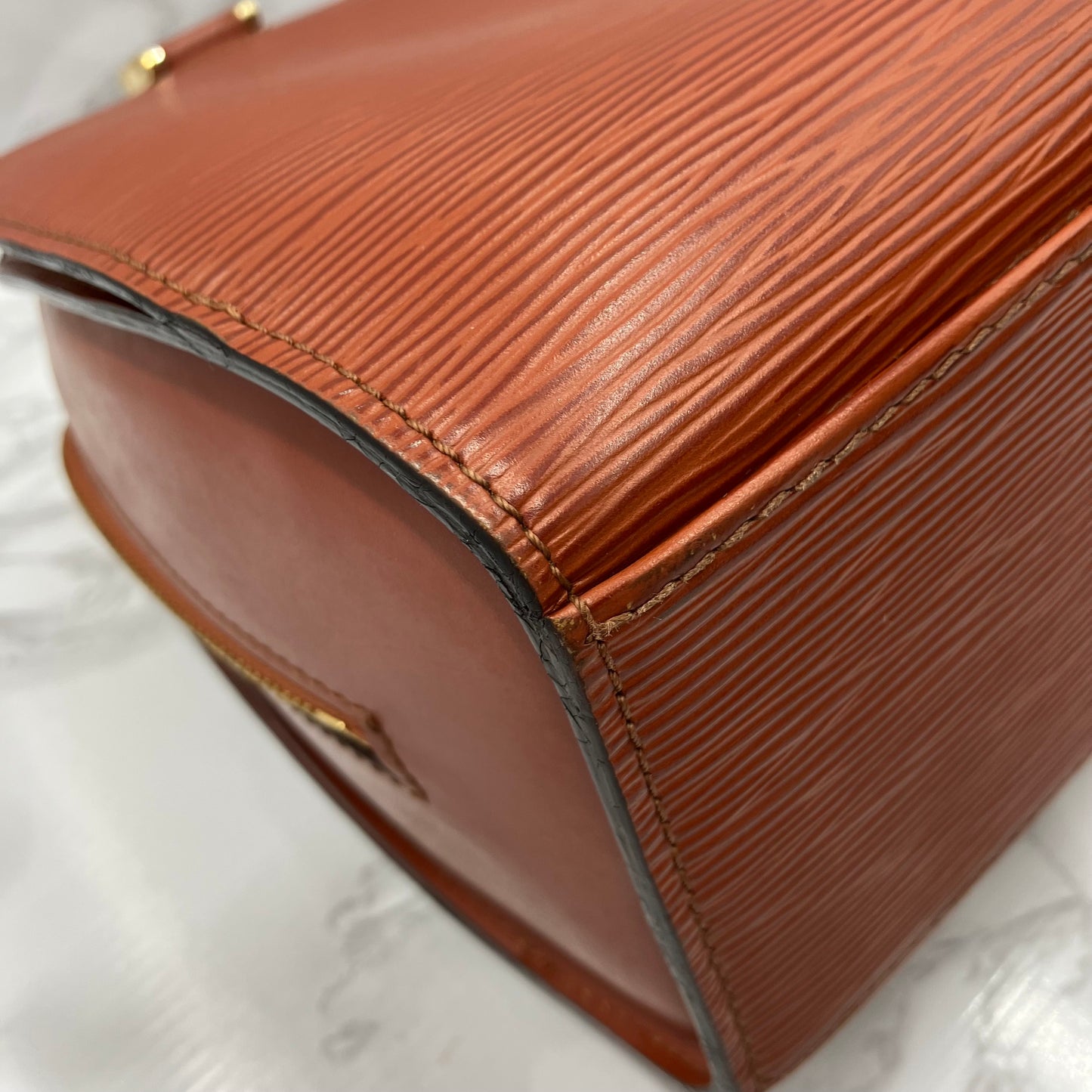 LOUIS VUITTON Epi Pont Neuf