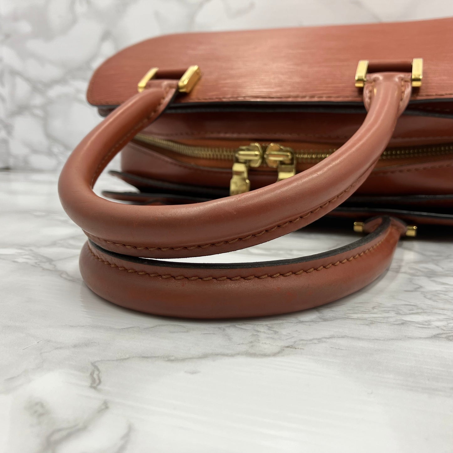 LOUIS VUITTON Epi Pont Neuf