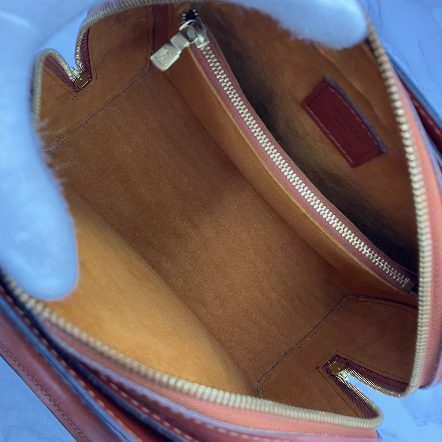 LOUIS VUITTON Epi Pont Neuf