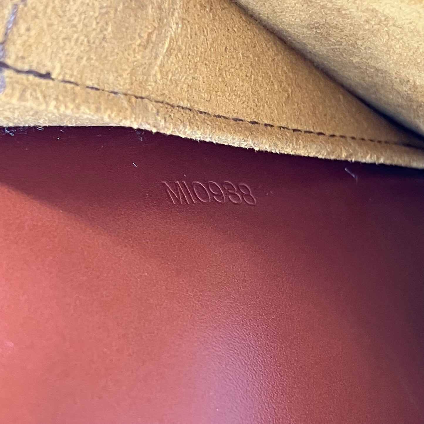 LOUIS VUITTON Epi Pont Neuf