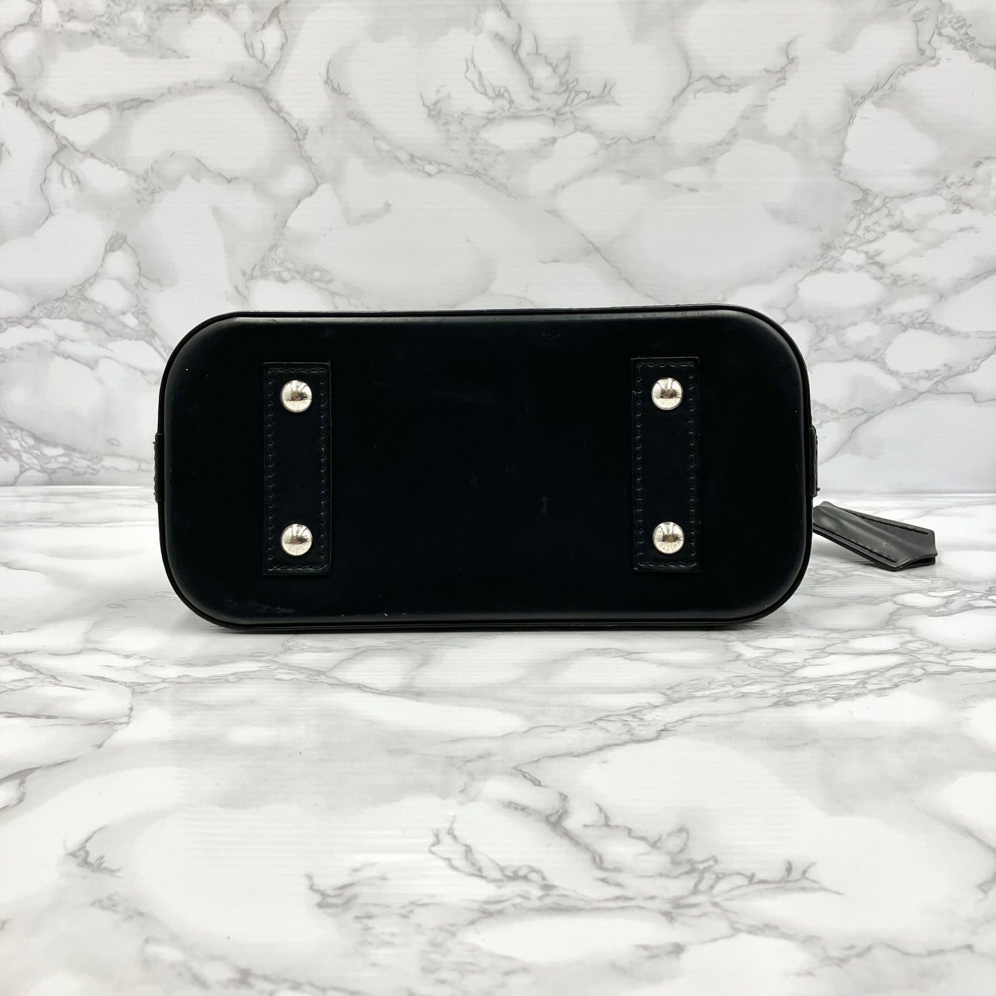 Louis Vuitton  Epi Alma BB