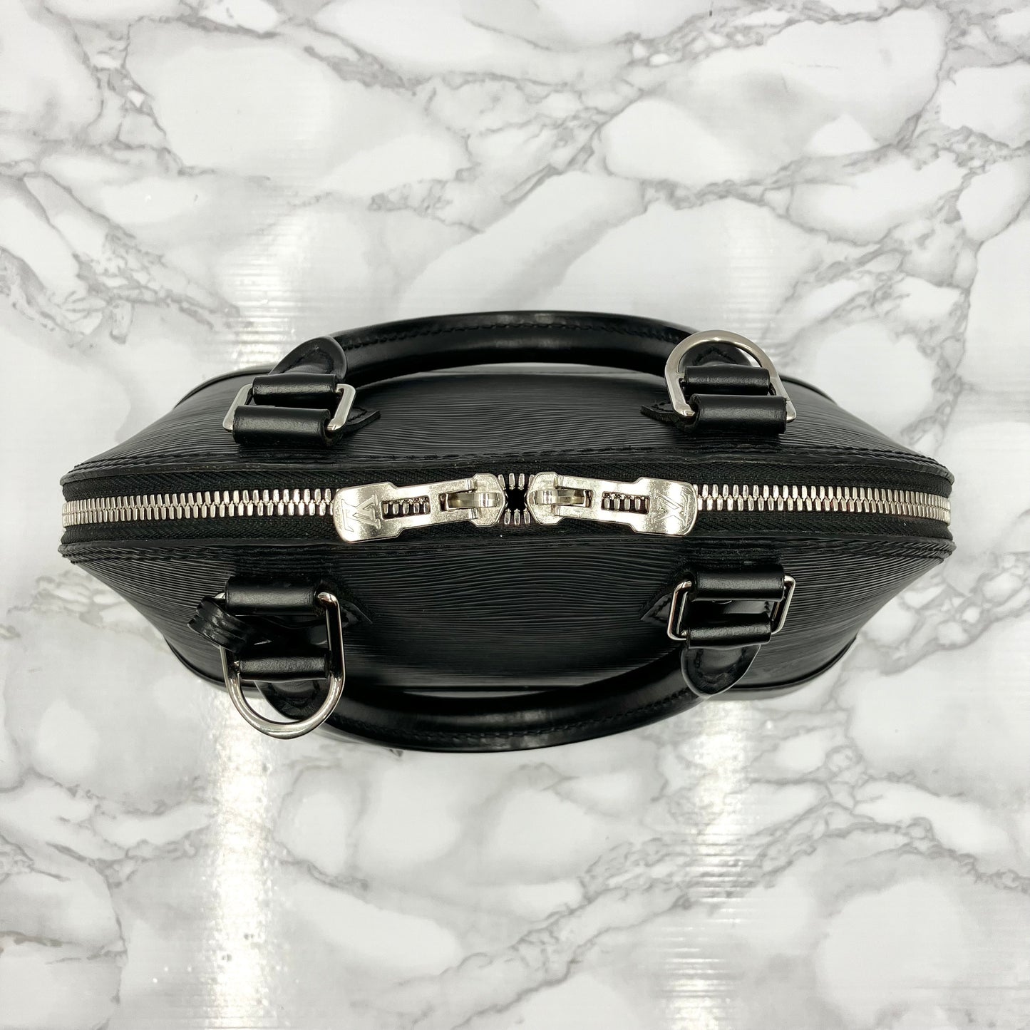 Louis Vuitton  Epi Alma BB