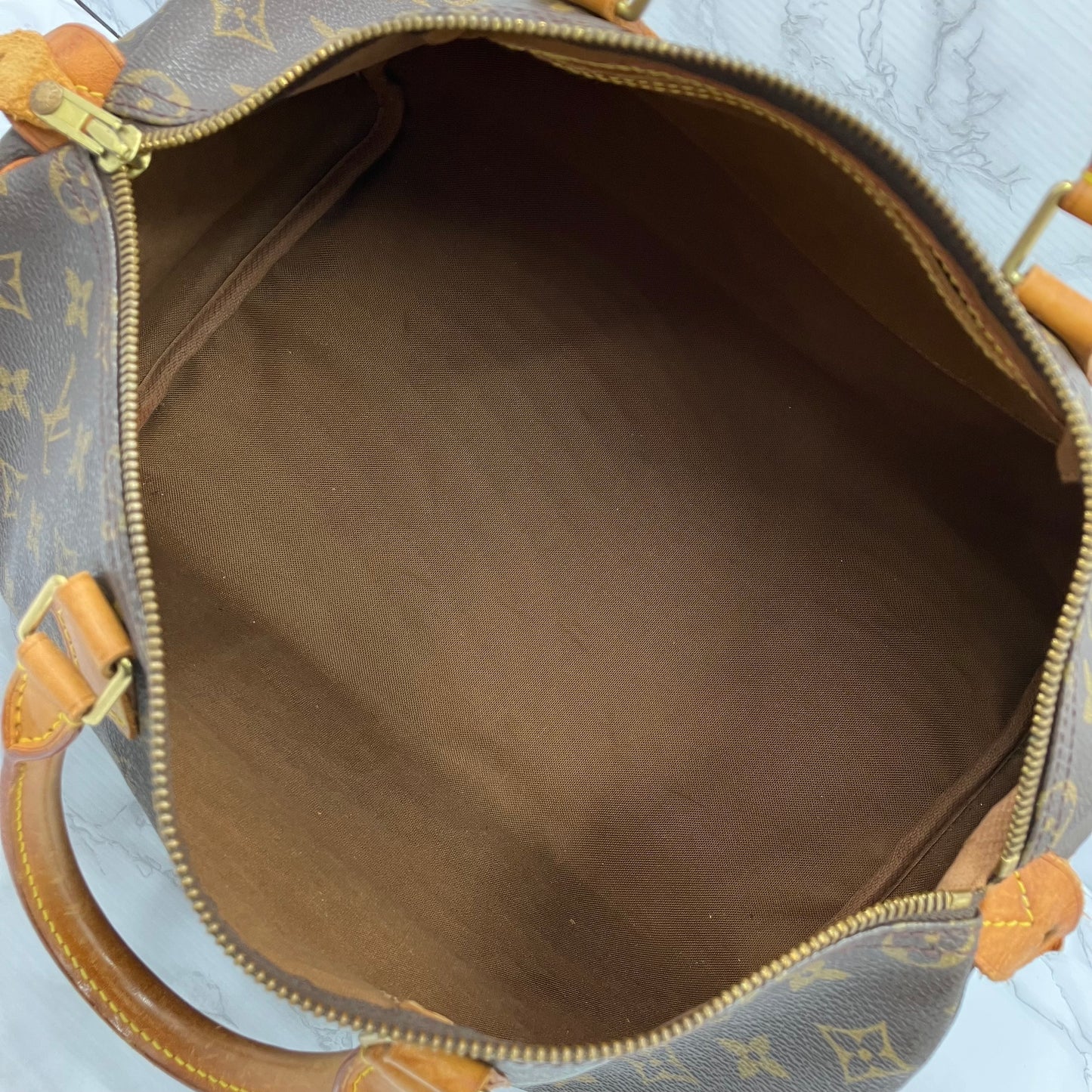 LOUIS VUITTON  Monogram Speedy 35