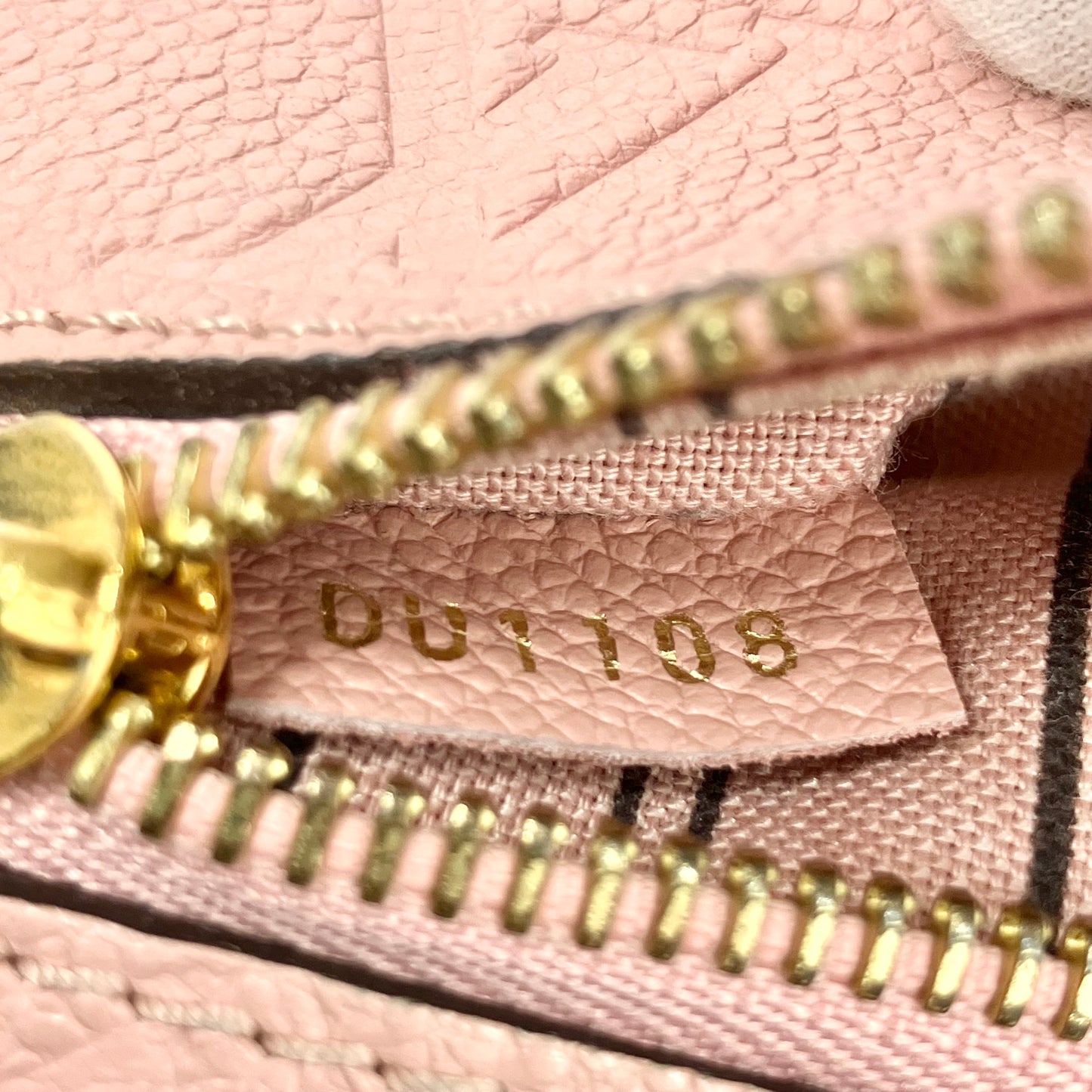 Louis Vuitton Amplant Pochette Metis