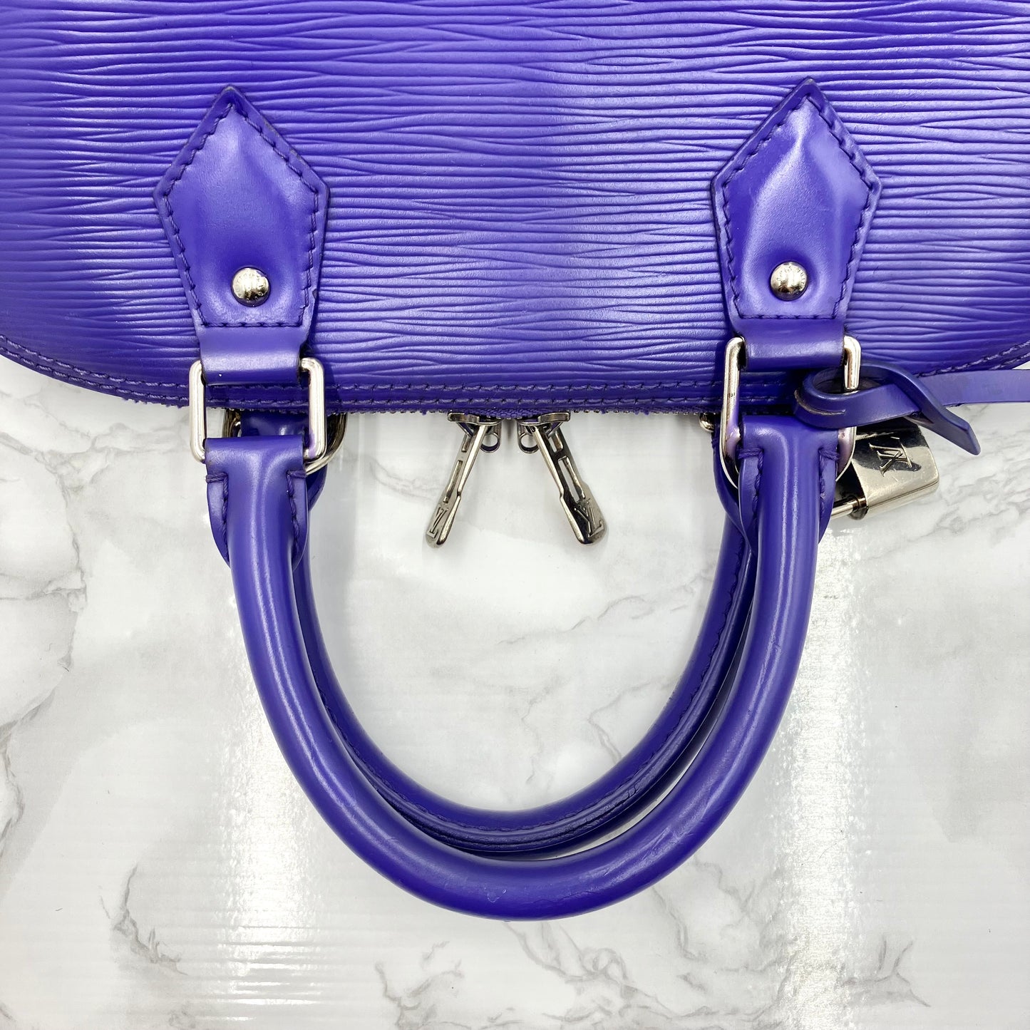 Louis Vuitton Epi Alma PM