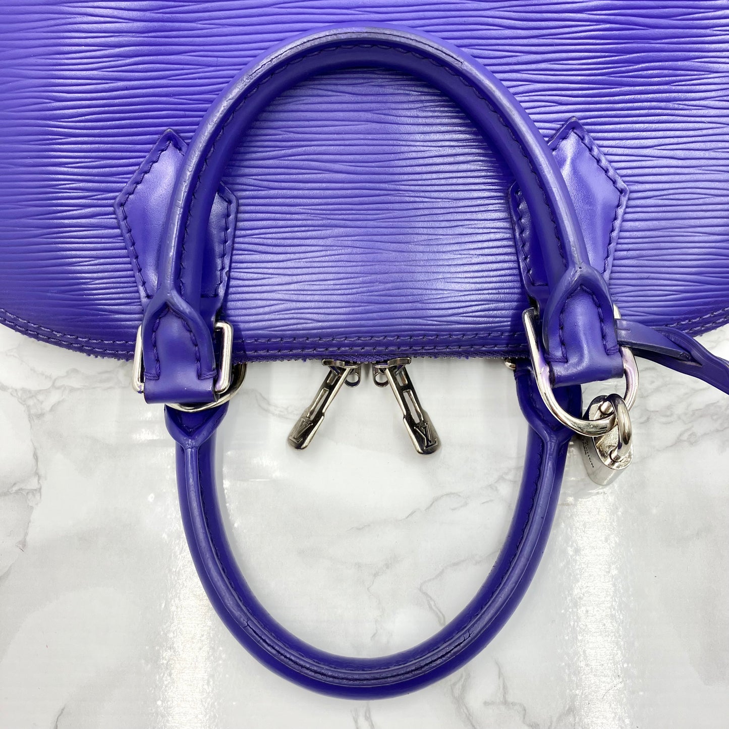 Louis Vuitton Epi Alma PM