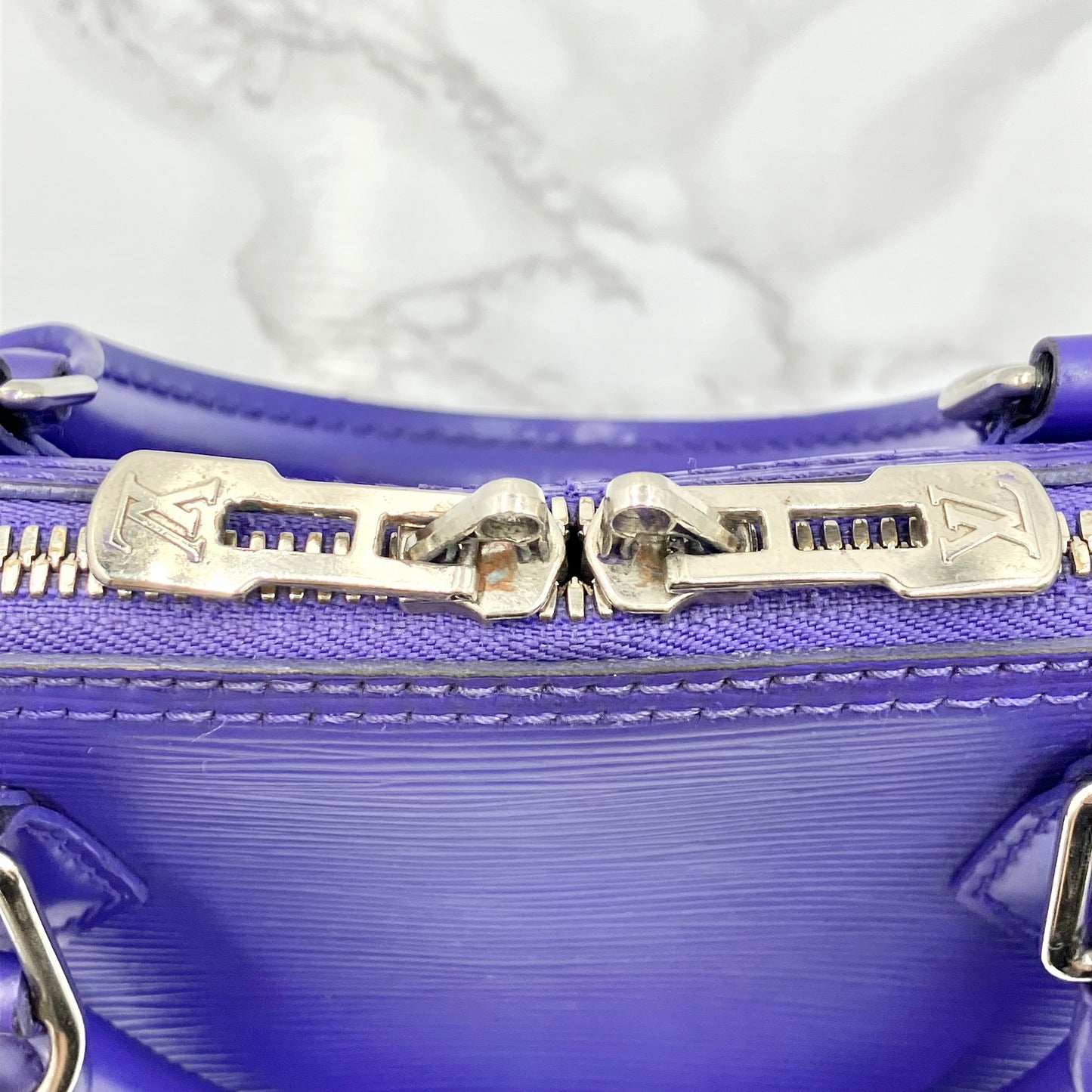 Louis Vuitton Epi Alma PM