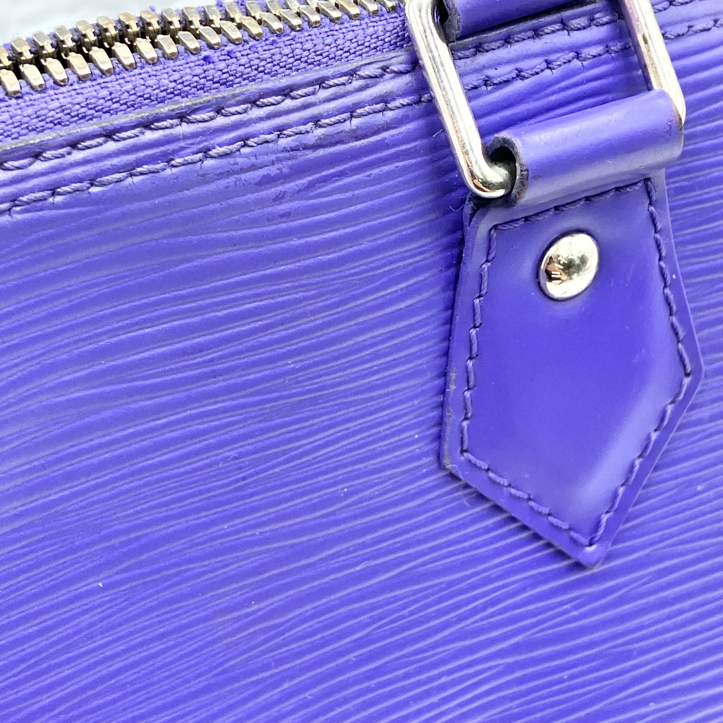 Louis Vuitton Epi Alma PM