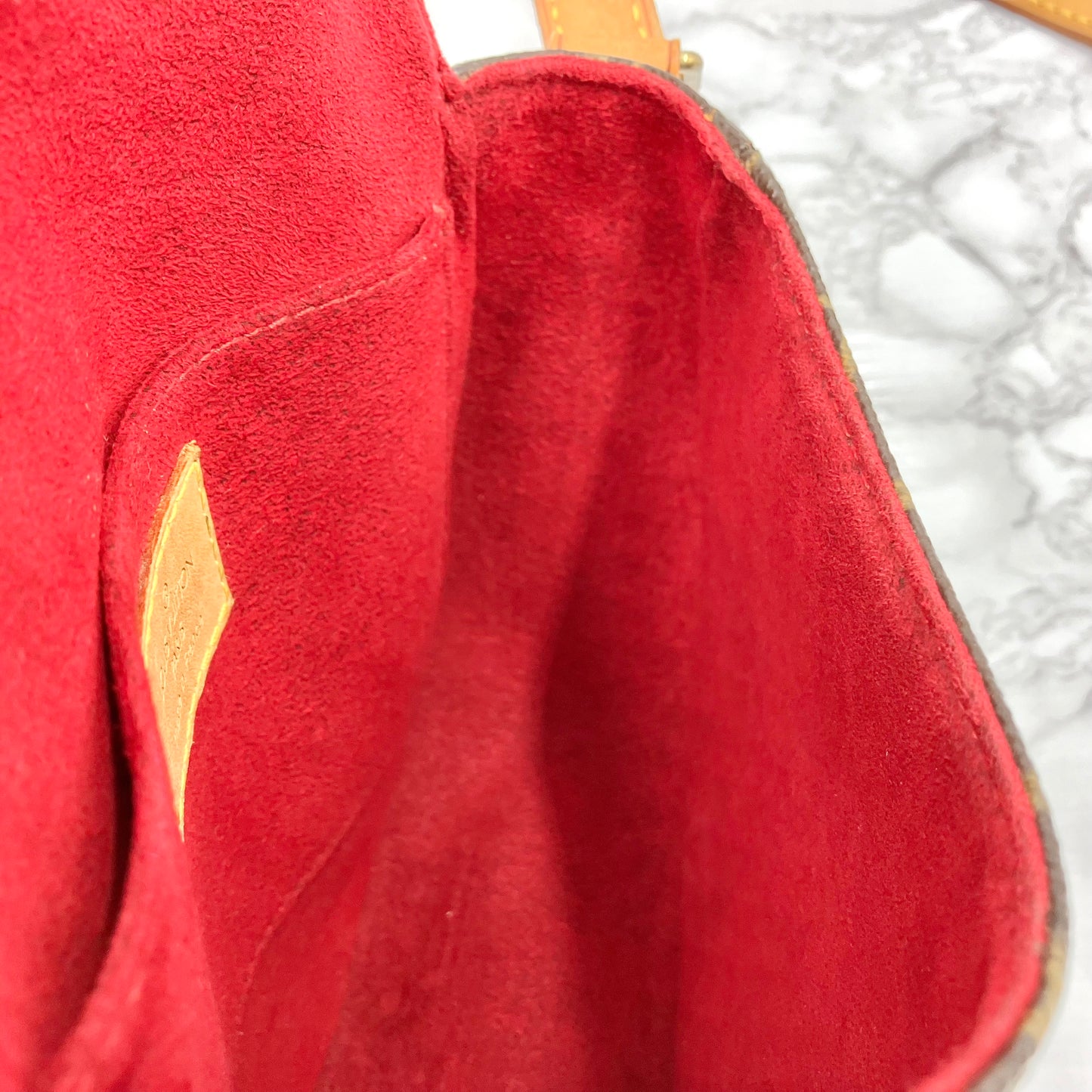 LOUIS VUITTON Monogram Tamburan