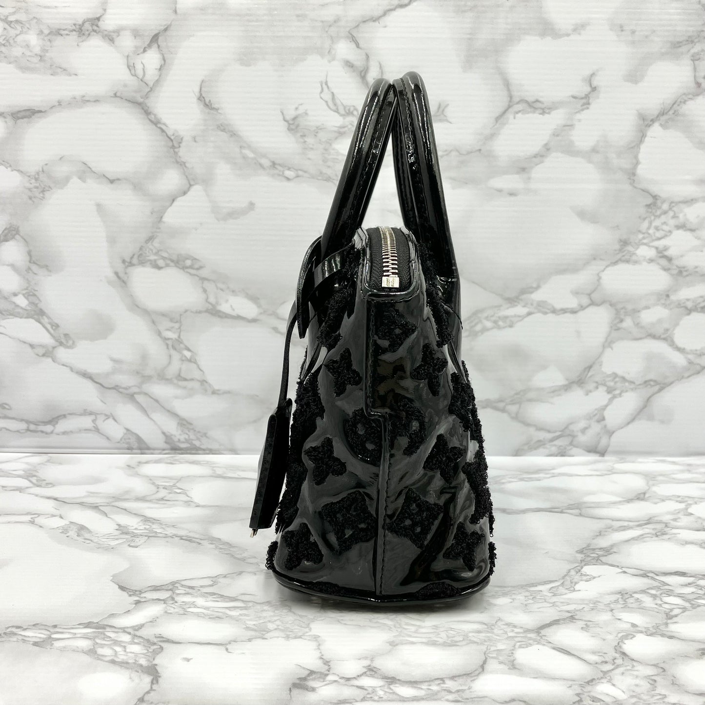 LOUIS VUITTON Lockit BB Bouclette