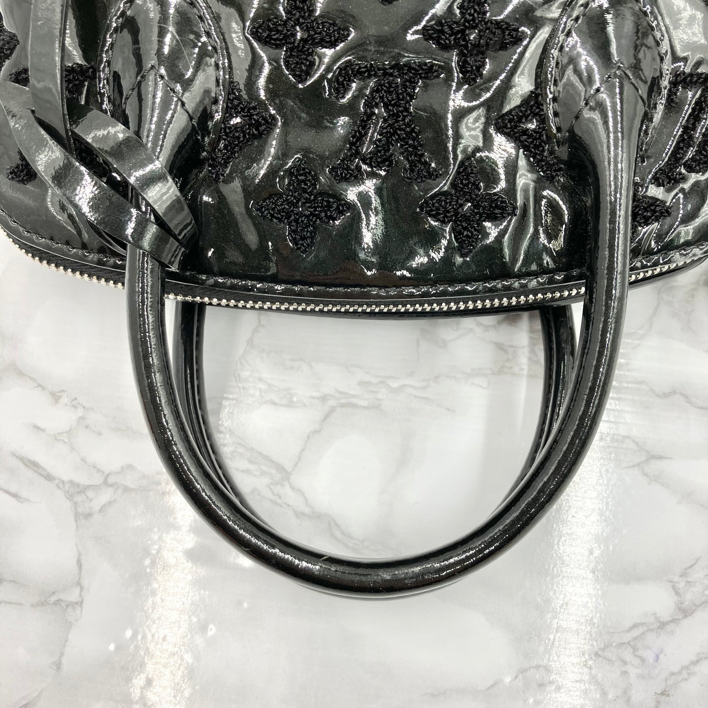 LOUIS VUITTON Lockit BB Bouclette