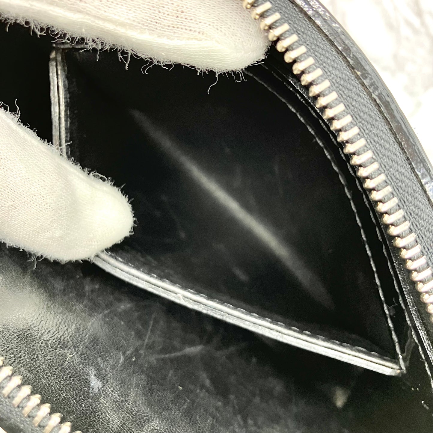 LOUIS VUITTON Lockit BB Bouclette