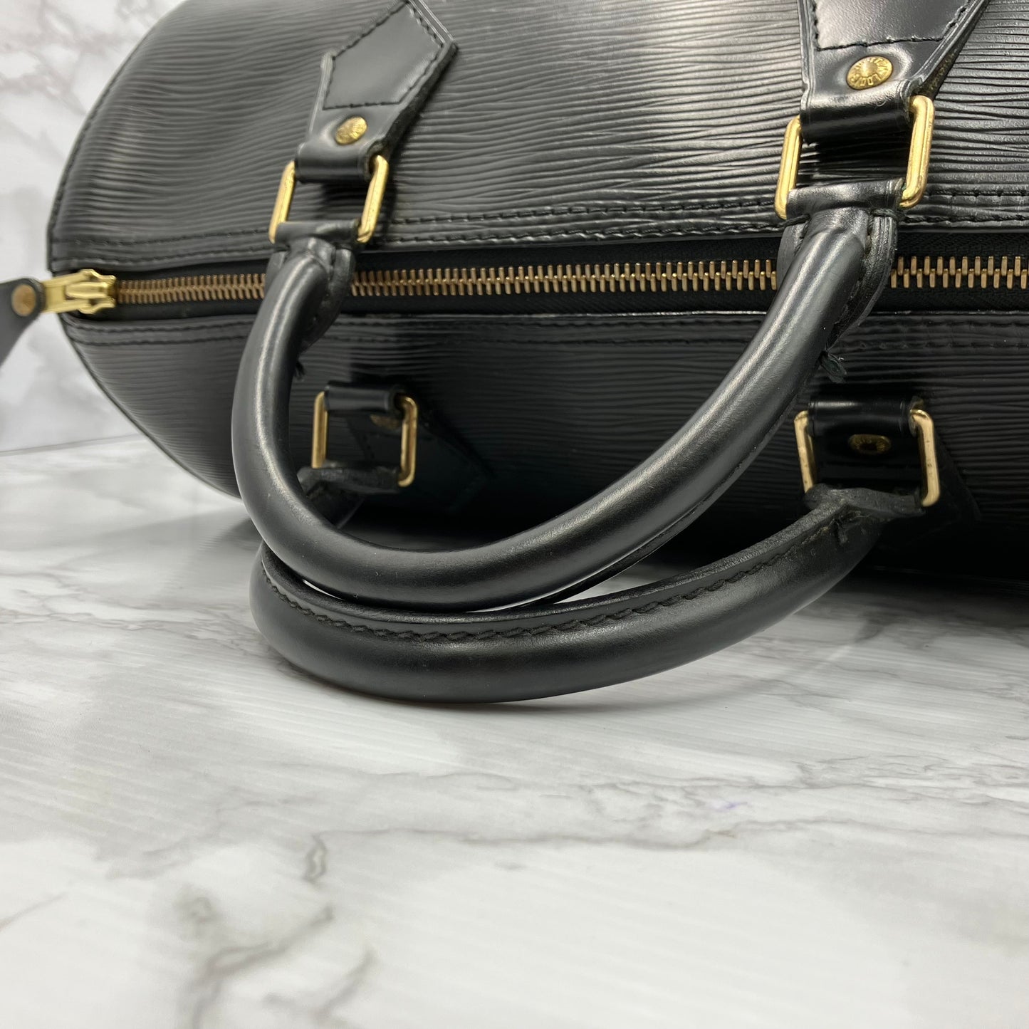 LOUIS VUITTON Epi Speedy30