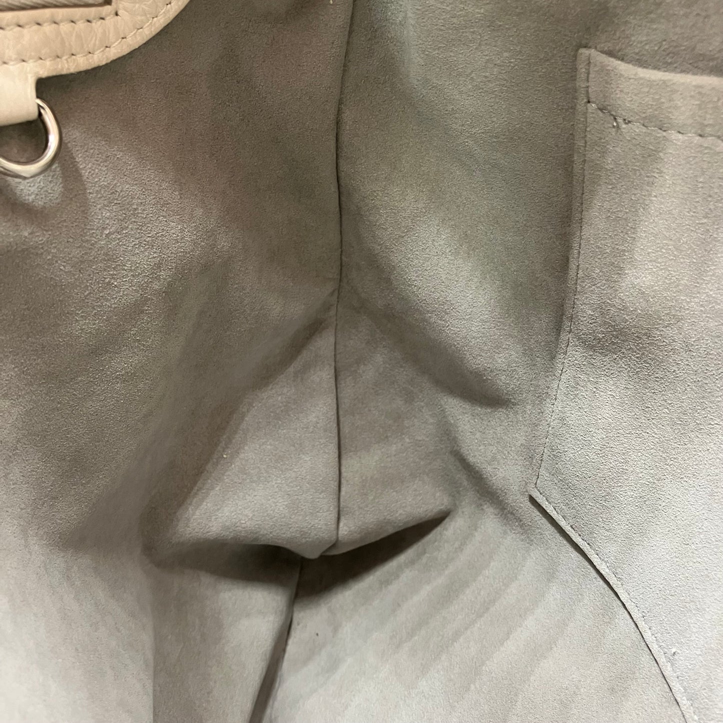 LOUIS VUITTON  Mahina Selene PM