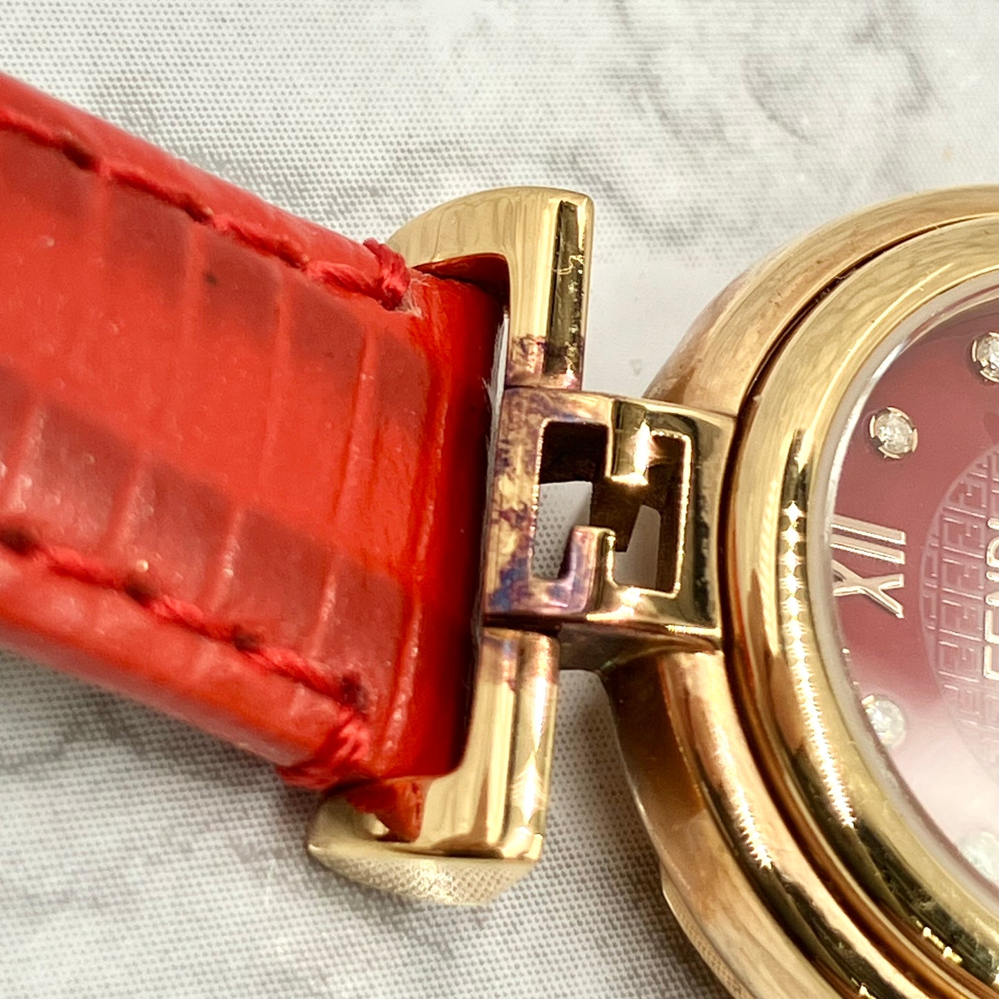FENDI 2700L wristwatch