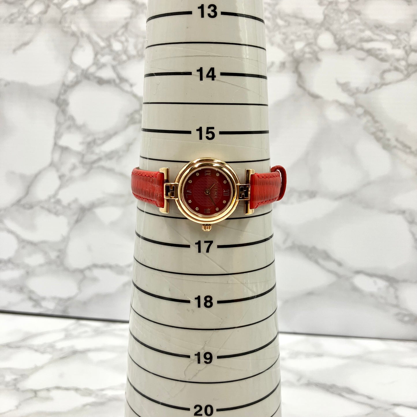 FENDI 2700L wristwatch