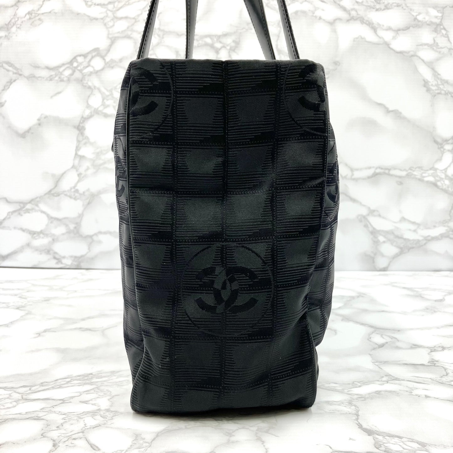 CHANEL New Travel Line Tote