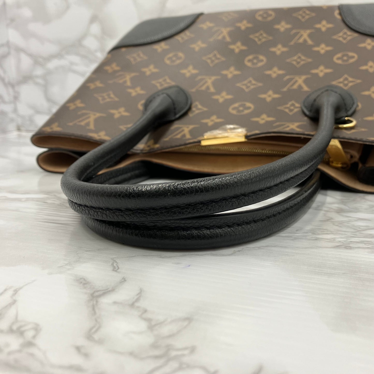 LOUIS VUITTON Monogram Flandrine