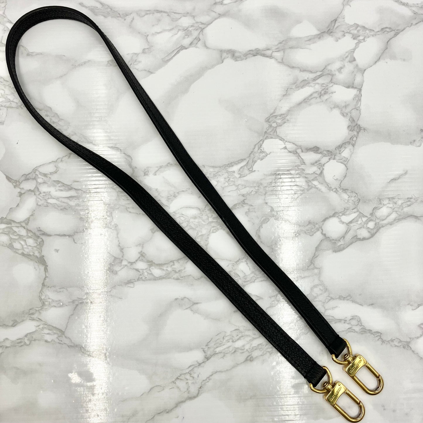 LOUIS VUITTON Monogram Flandrine