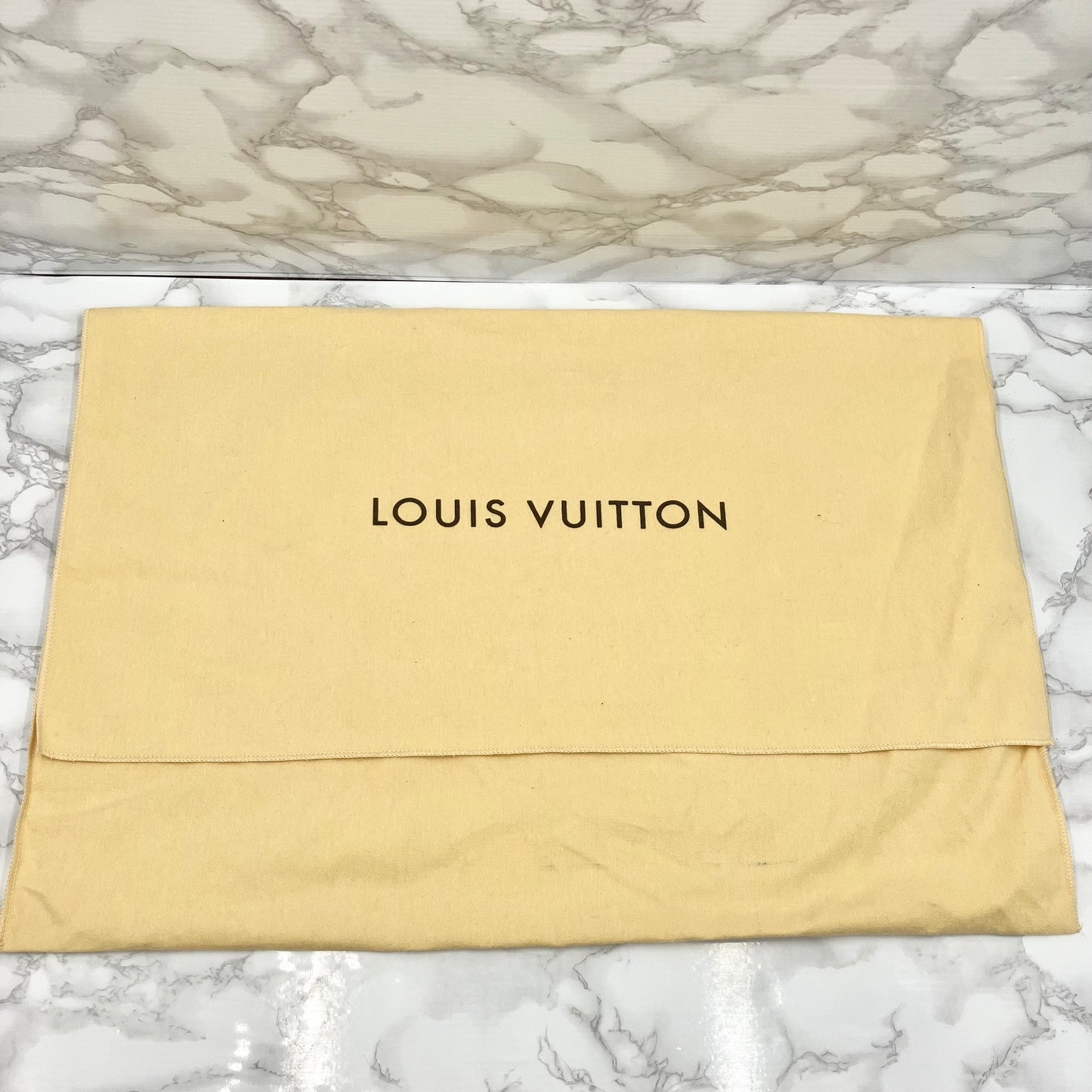 LOUIS VUITTON Monogram Flandrine