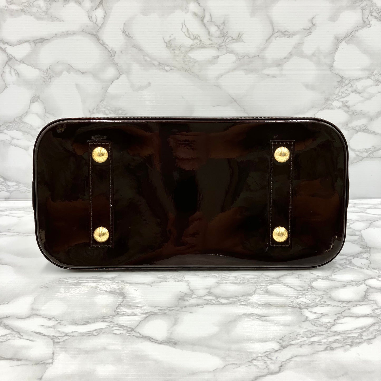 LOUIS VUITTON Vernis Alma PM