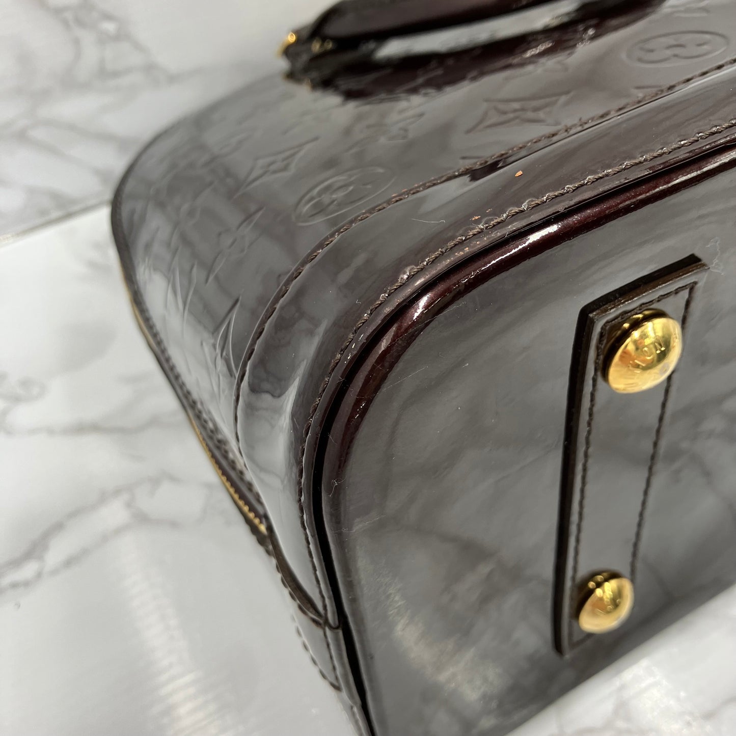 LOUIS VUITTON Vernis Alma PM