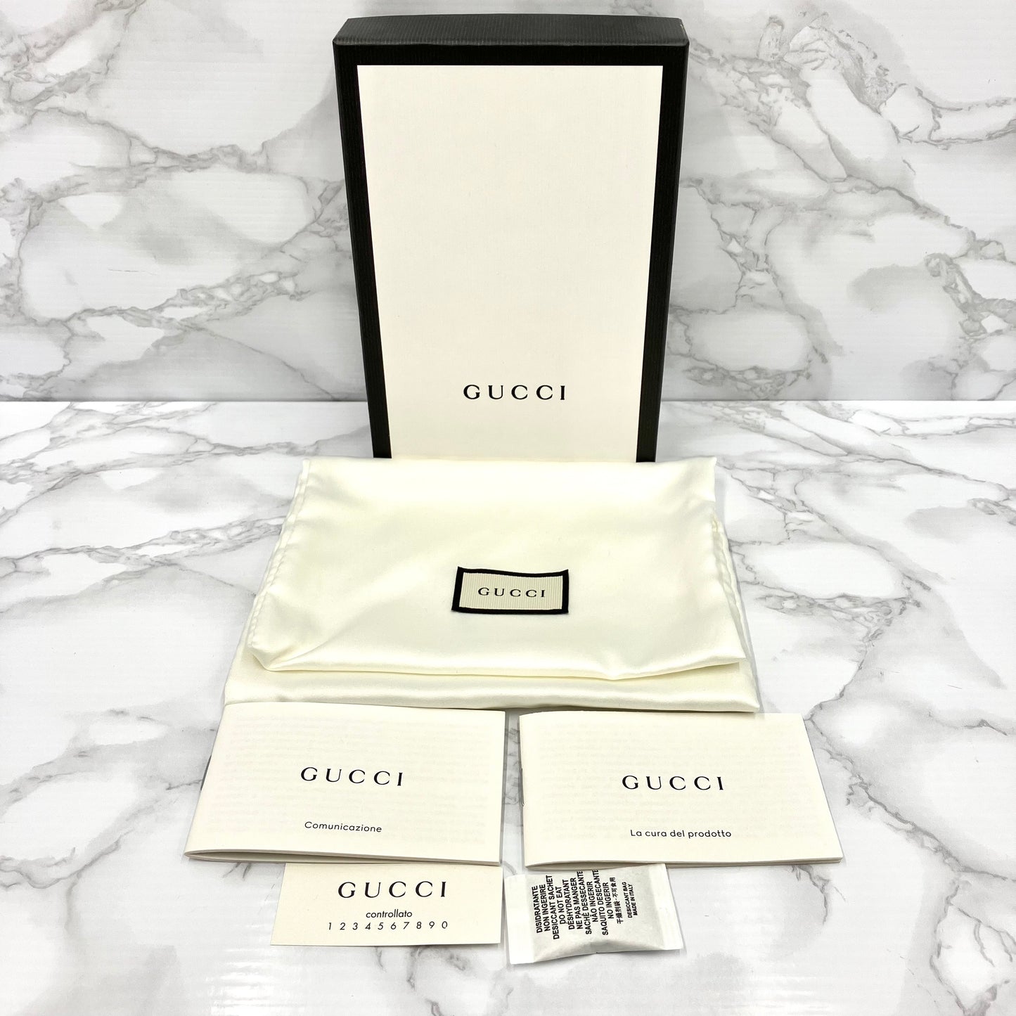 GUCCI Marmont folding wallet