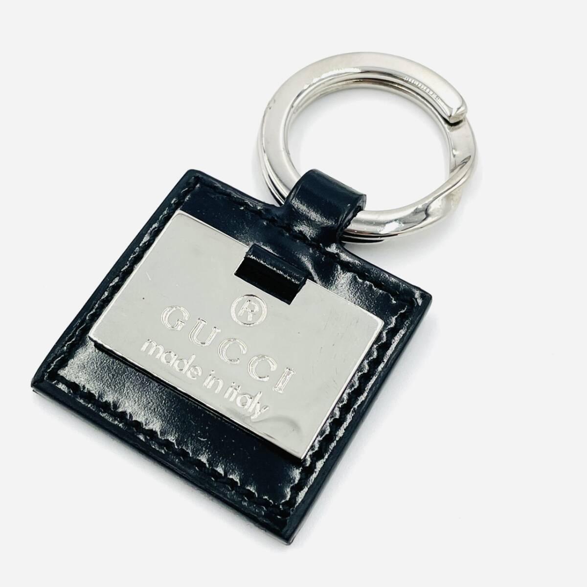 GUCCI Key Charm Leather Key Holder Black Logo Keyring Excellent Condition 7-2-206