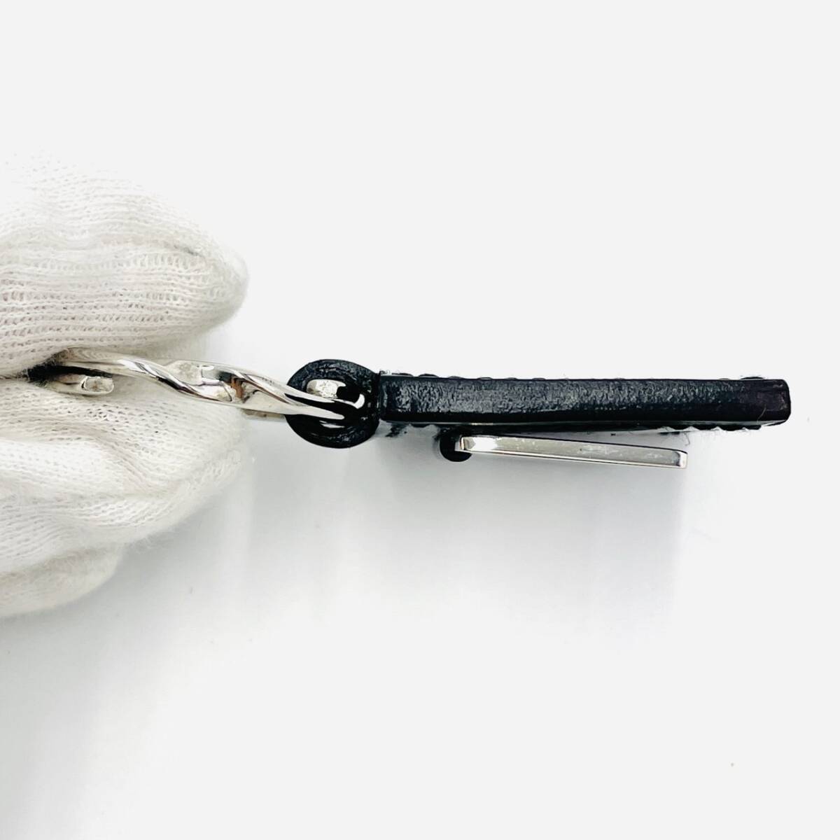 GUCCI Key Charm Leather Key Holder Black Logo Keyring Excellent Condition 7-2-206