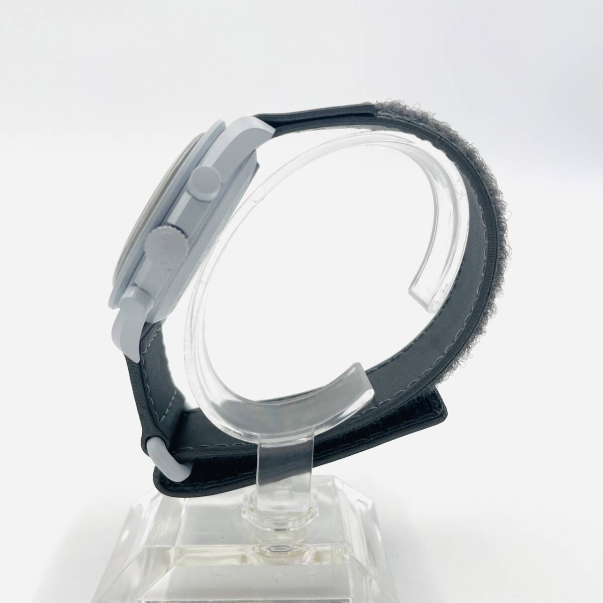 OMEGAxSwatch Bioceramic Moonwatch MISSION TO PLUTO BluexRed 7-2-450