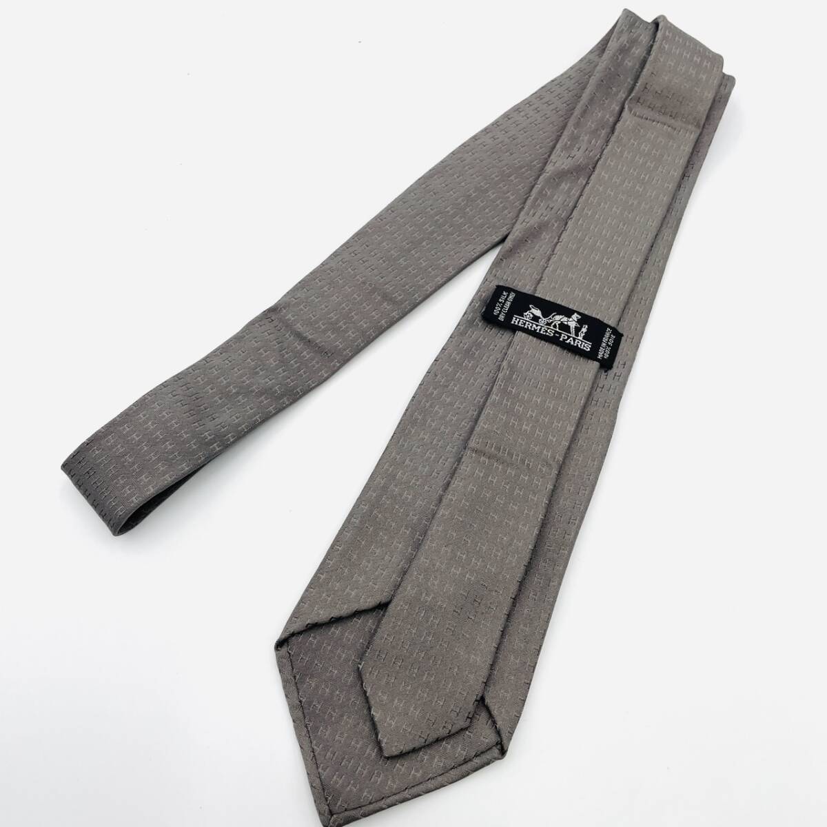 HERMES Tie Fasone 100% Silk Gray H Logo Men's Tie 7-4-284-1