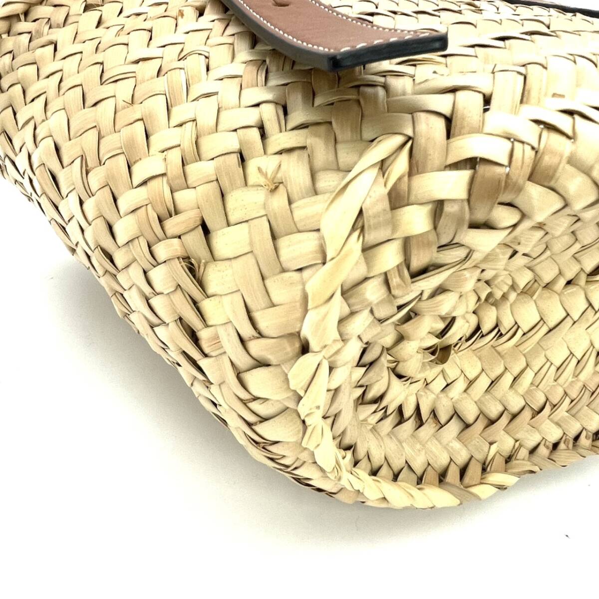 LOEWE Basket Small Basket Bag Brown