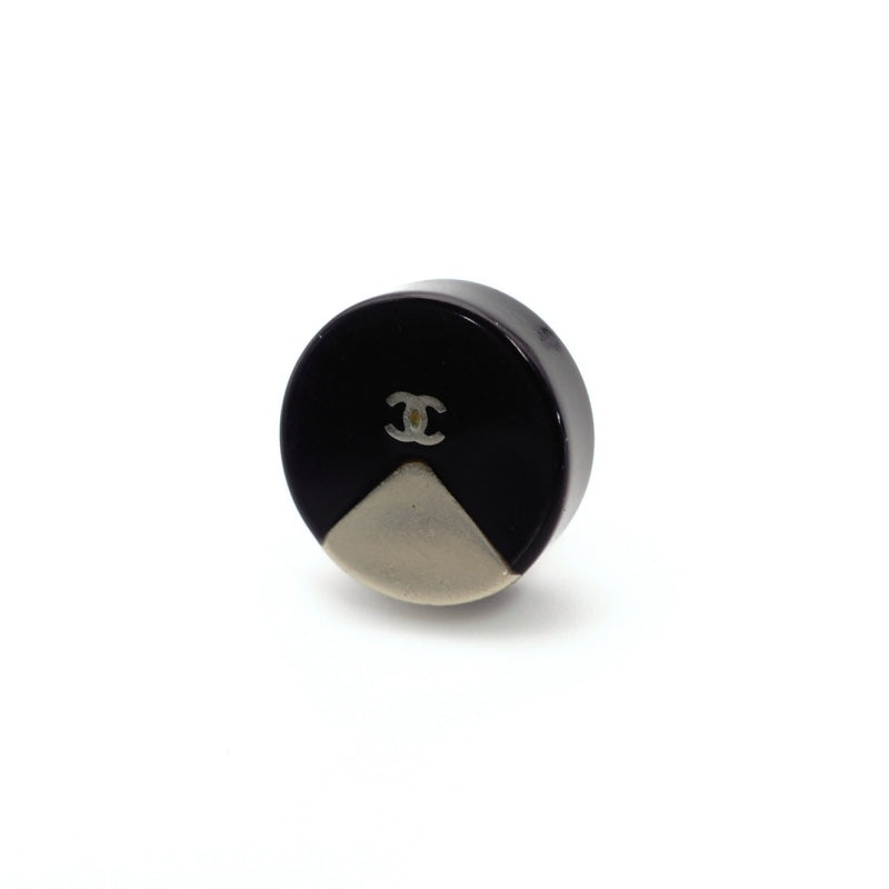 CHANEL Piercing Black Silver CC Mark 00A