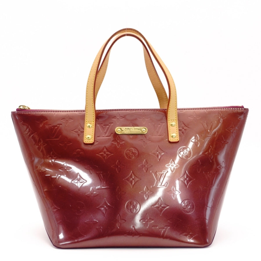 LOUIS VUITTON Vernis Amarante Perveu Handbag