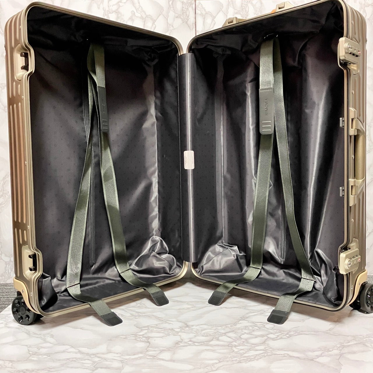 RIMOWA Topaz Aluminum Carry case Titanium