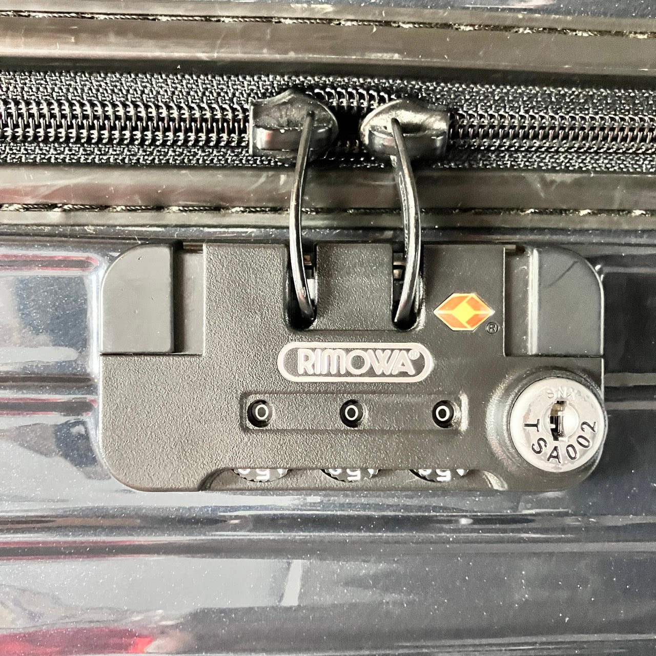 RIMOWA Four wheels