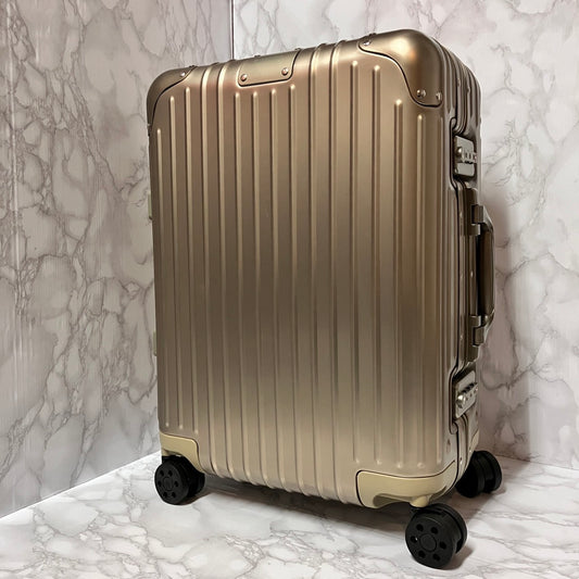 RIMOWA Topaz Aluminum Carry case Titanium