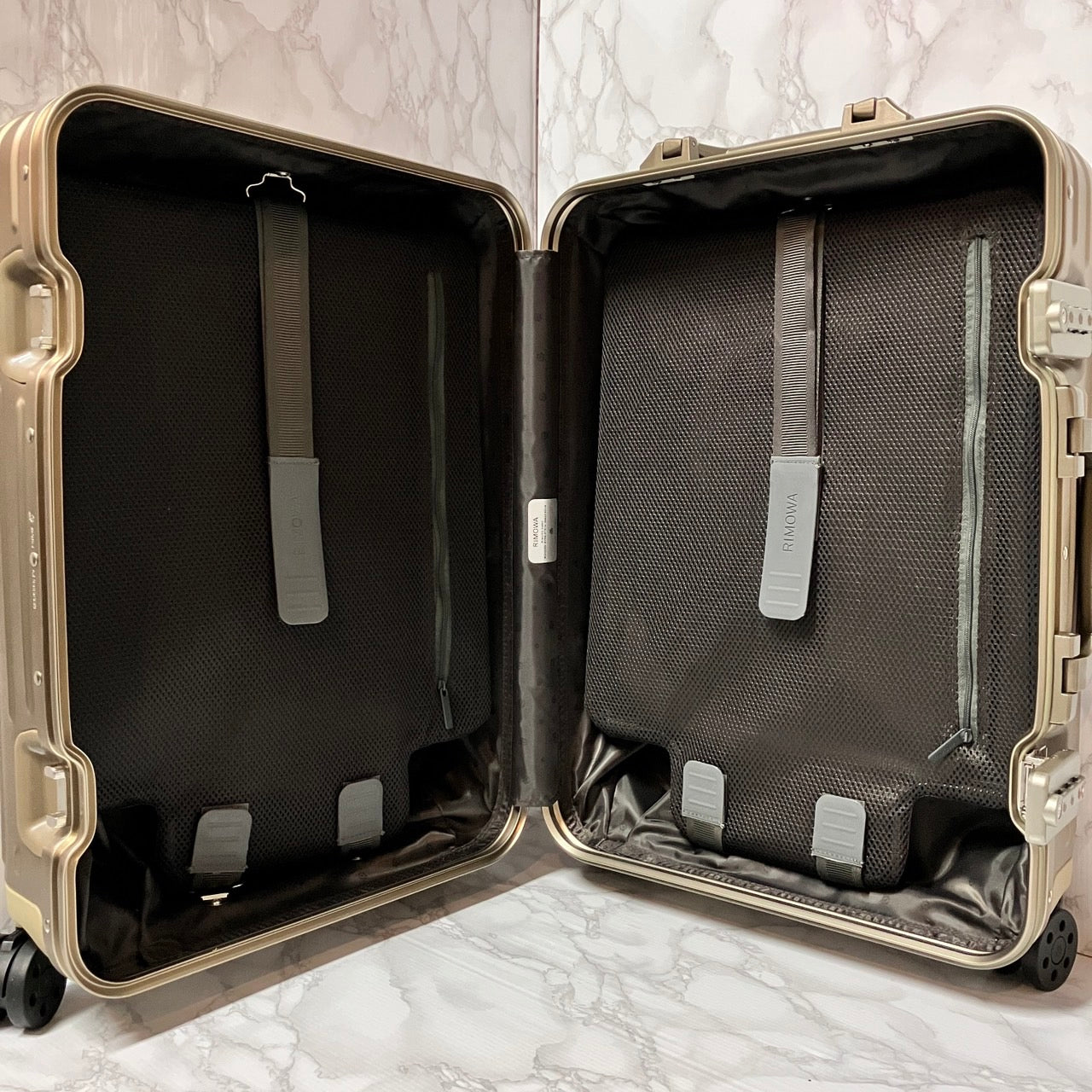 RIMOWA Topaz Aluminum Carry case Titanium