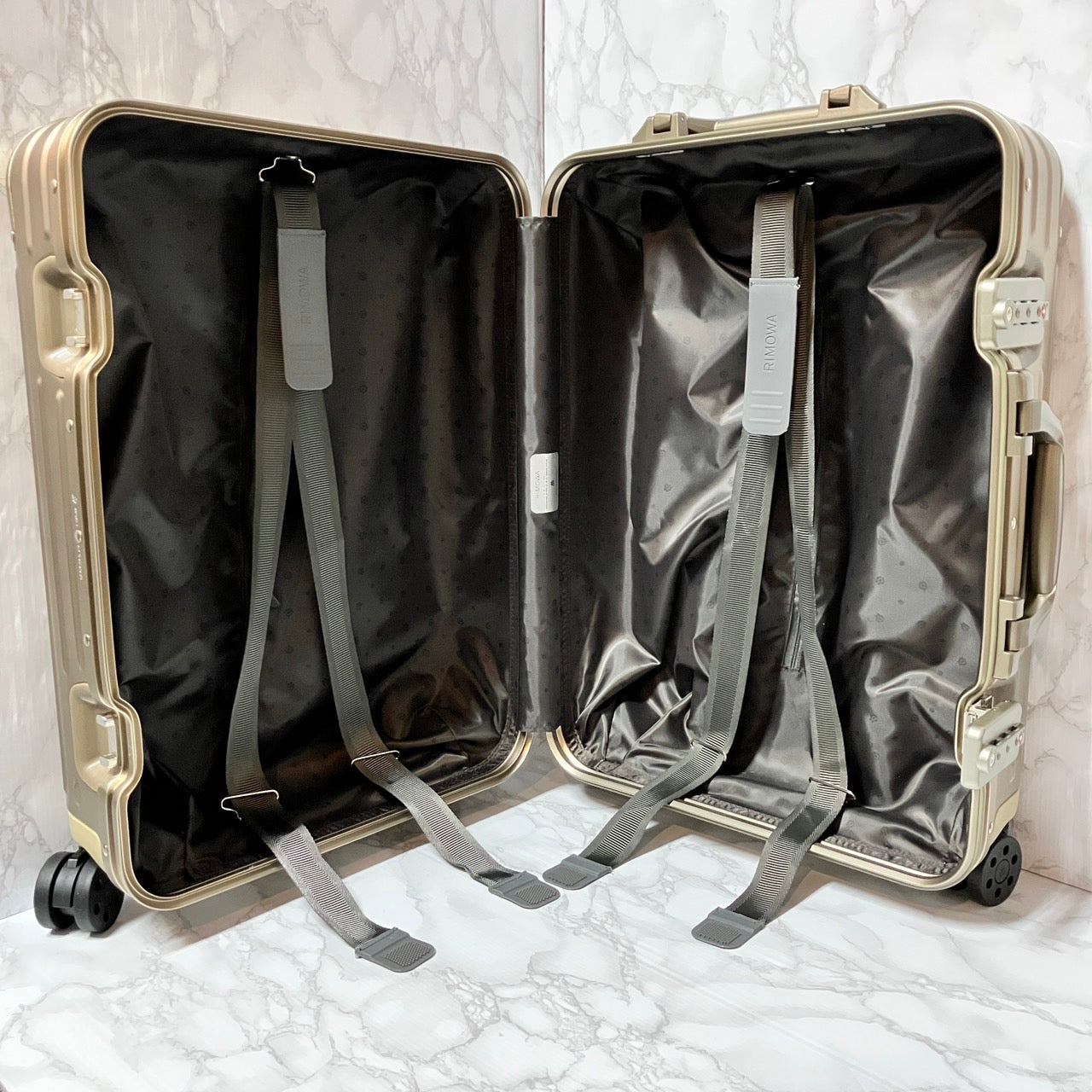 RIMOWA Topaz Aluminum Carry case Titanium