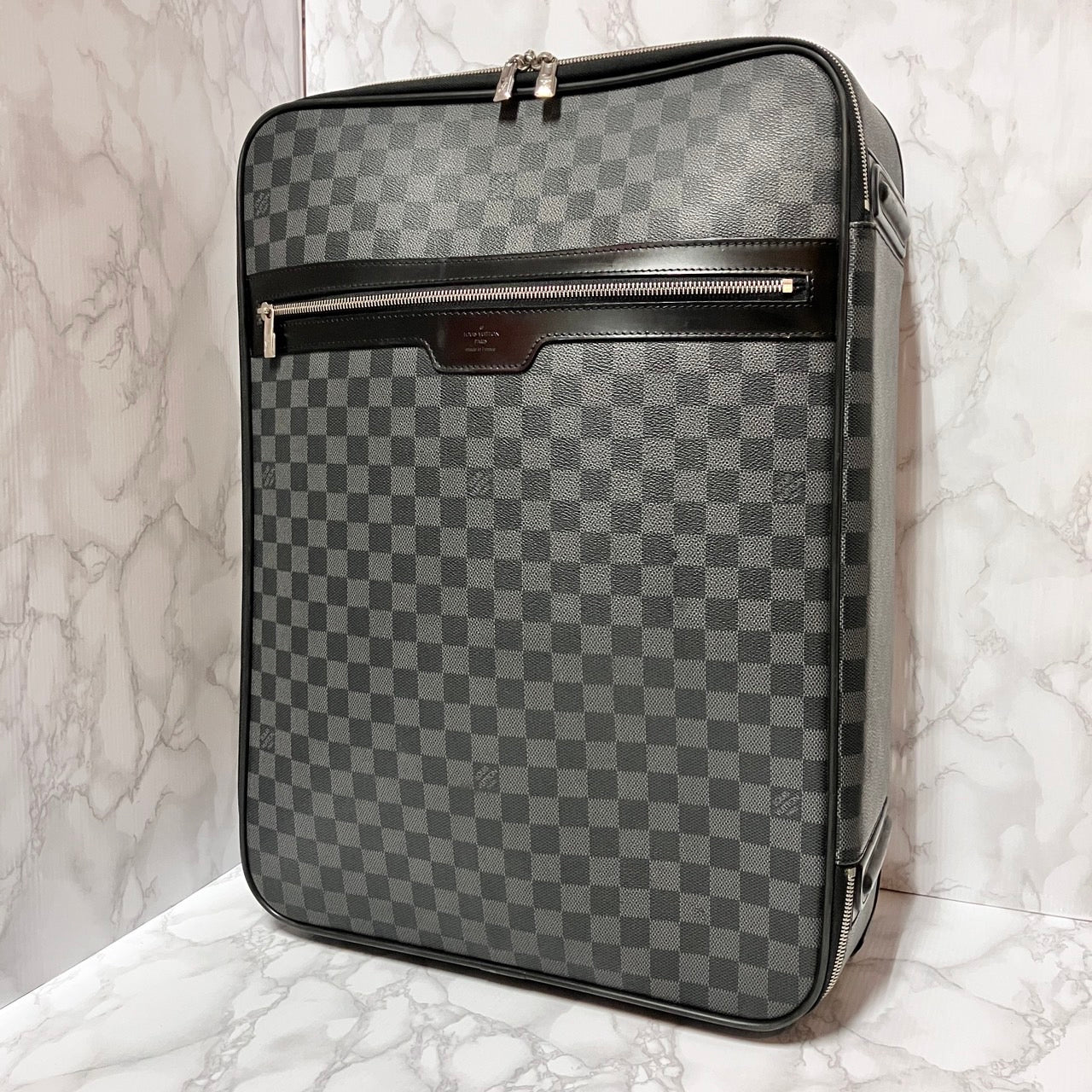 LOUIS VUITTON Graphite Pegas Carry on size