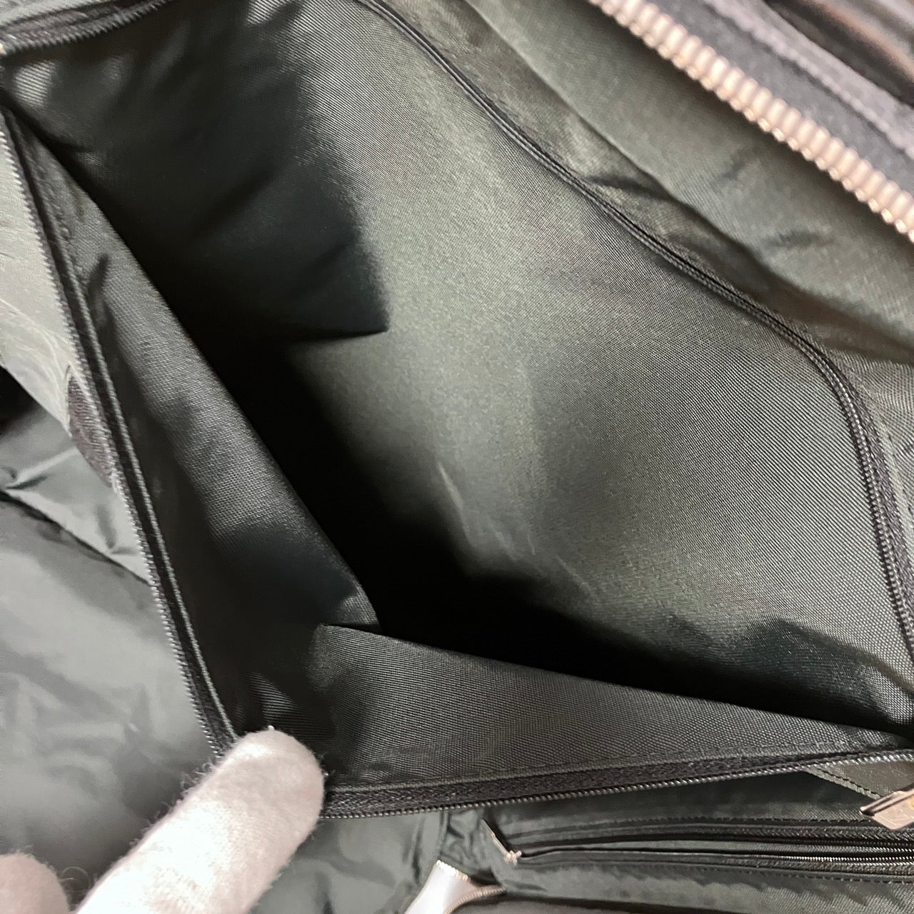 LOUIS VUITTON Graphite Pegas Carry on size