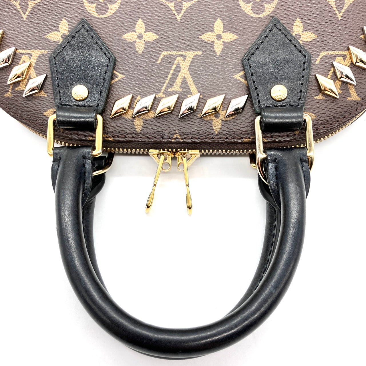 LOUIS VUITTON Monogram Alma BB
