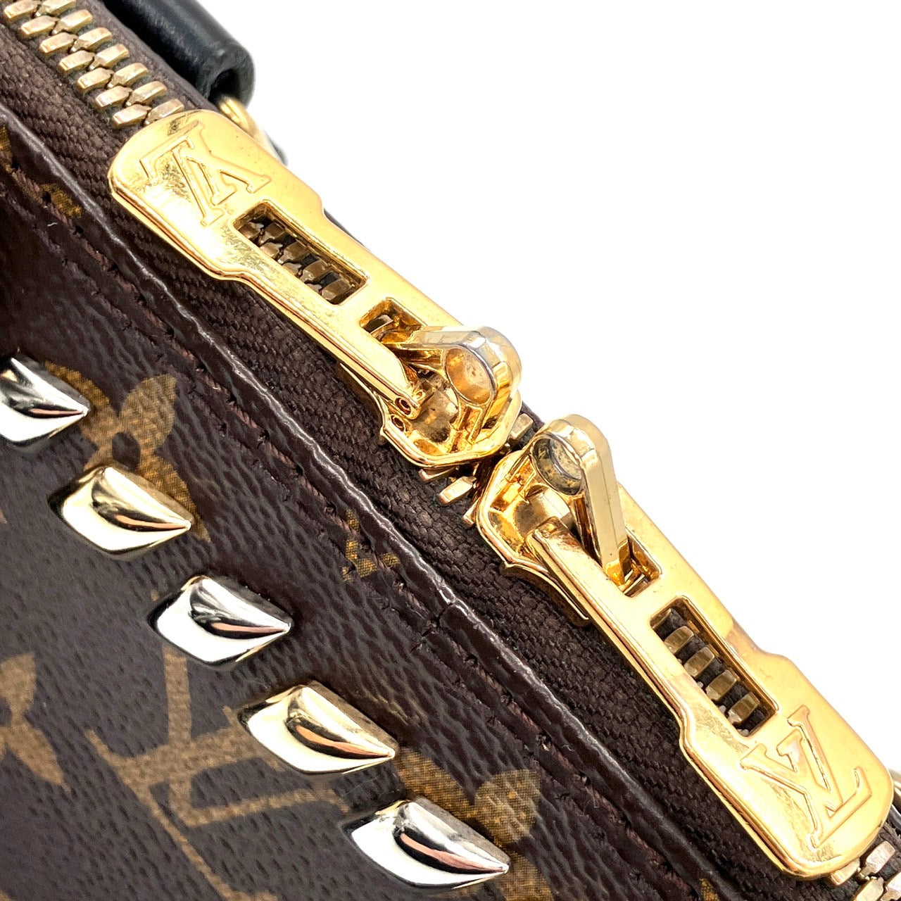 LOUIS VUITTON Monogram Alma BB