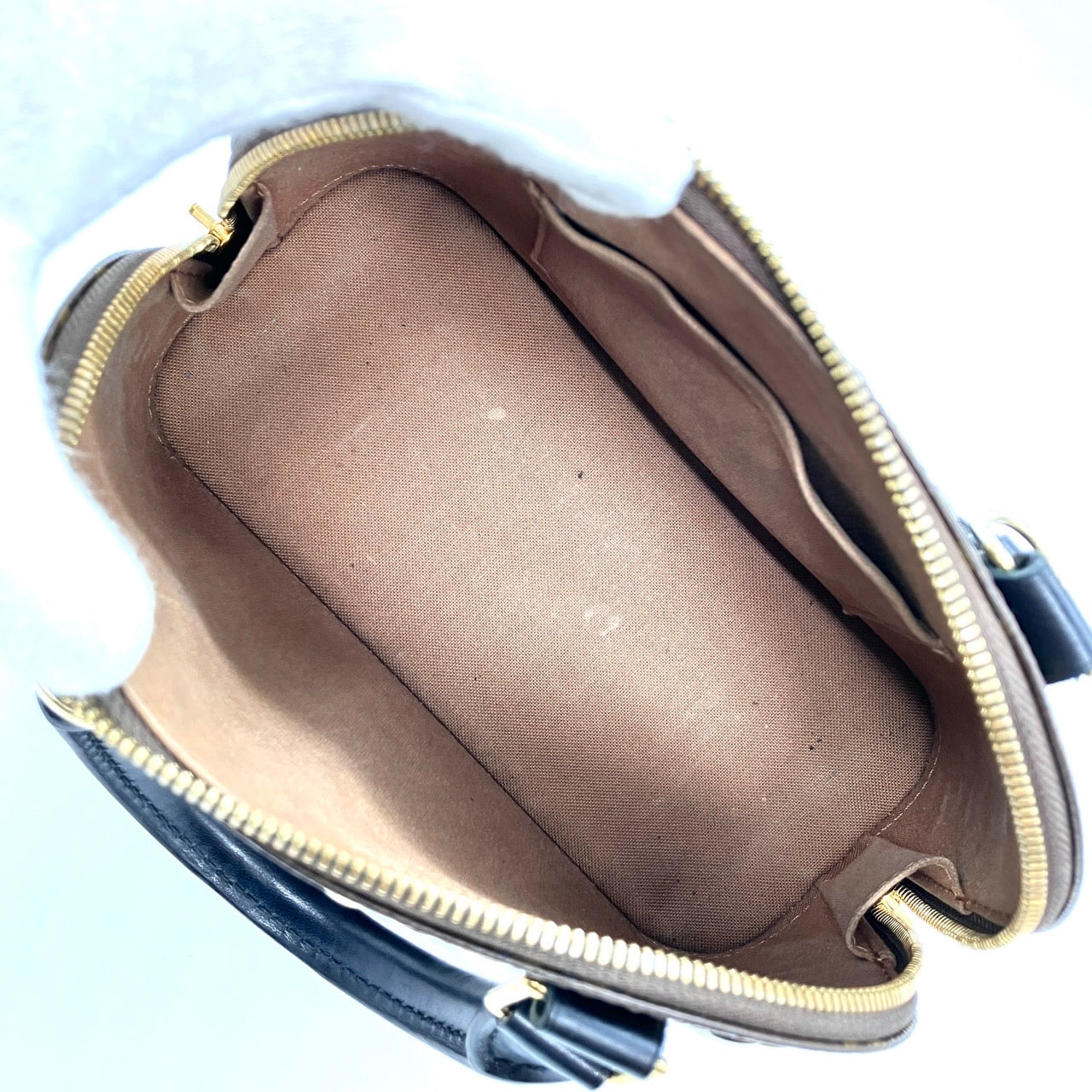 LOUIS VUITTON Monogram Alma BB