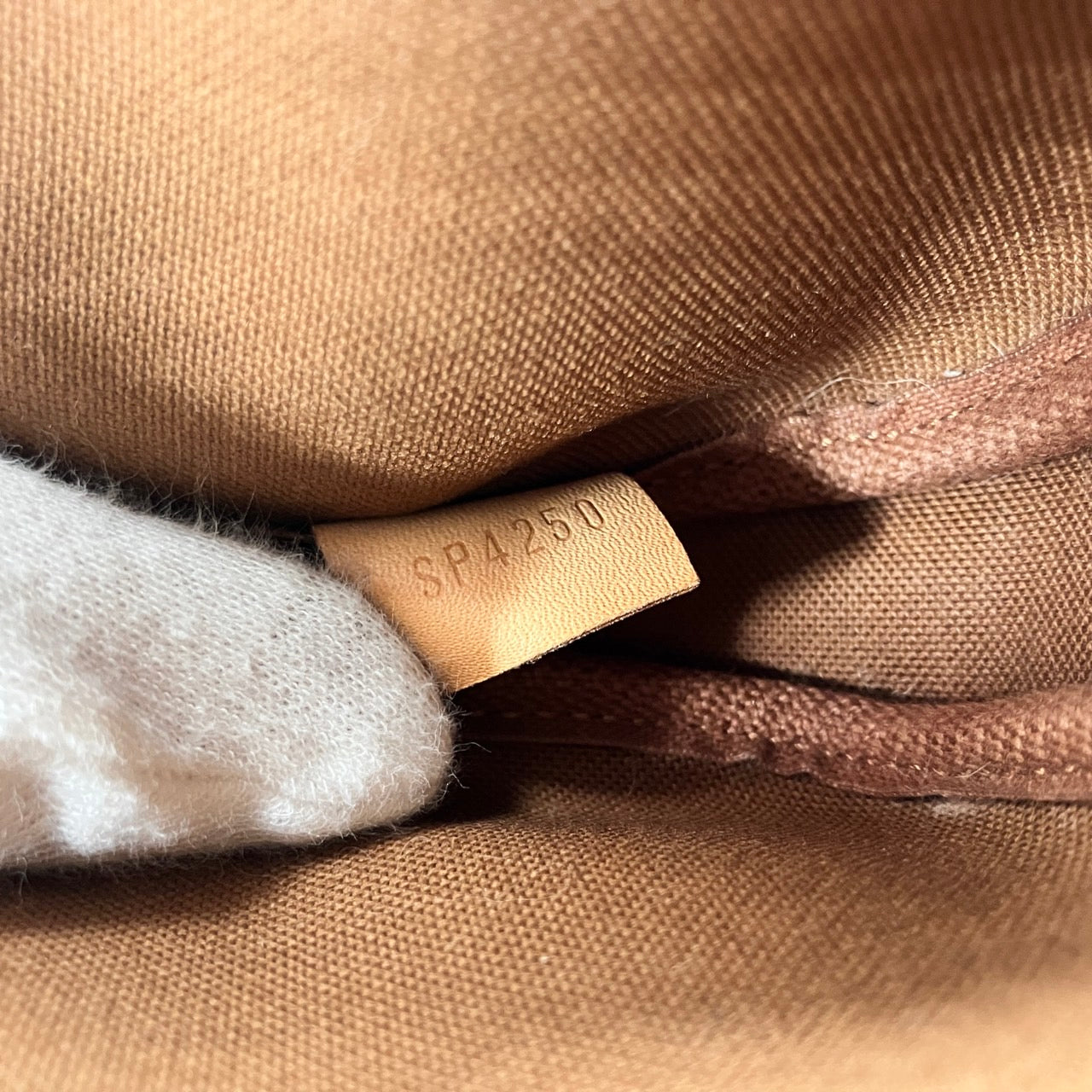 LOUIS VUITTON Multi Pochette