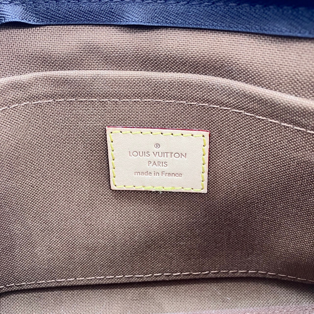 LOUIS VUITTON Multi Pochette