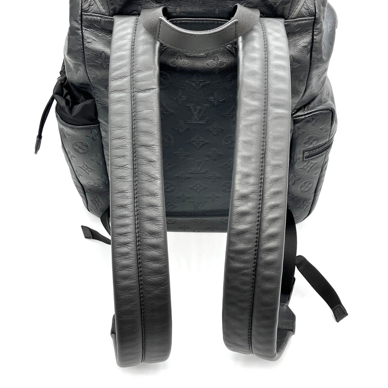 LOUIS VUITTON Monogram Shadow Discovery Backpack