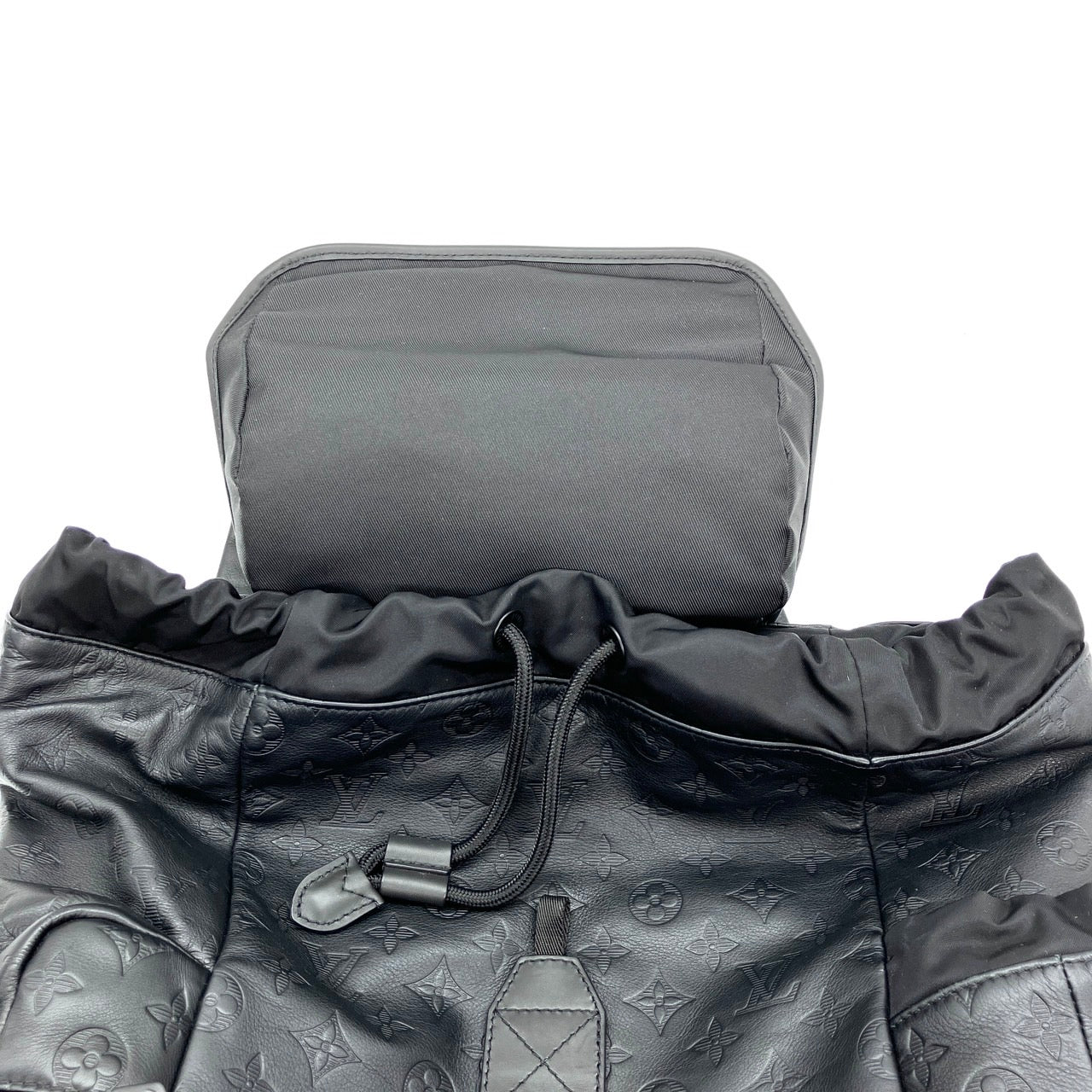 LOUIS VUITTON Monogram Shadow Discovery Backpack